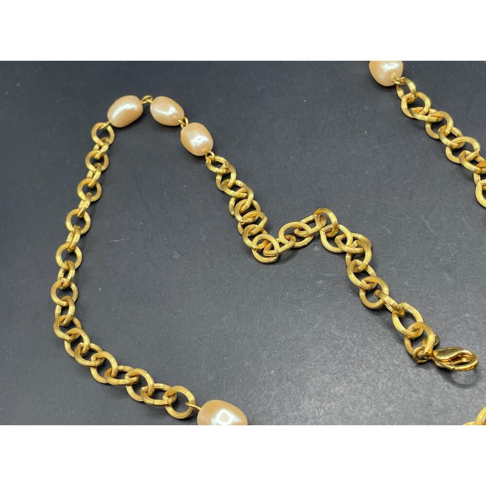 Vintage Monet Signed Gold Tone Faux Pearl Long Runway Statement Necklace - Picture 6 of 9